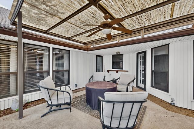 614 Pebblecreek Drive, Garland, TX 75040