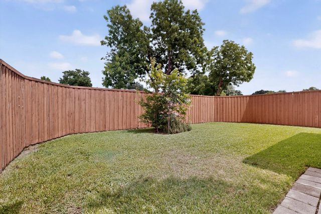 614 Pebblecreek Drive, Garland, TX 75040