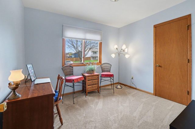 702 Admiral Drive, Chesterton, IN 46304