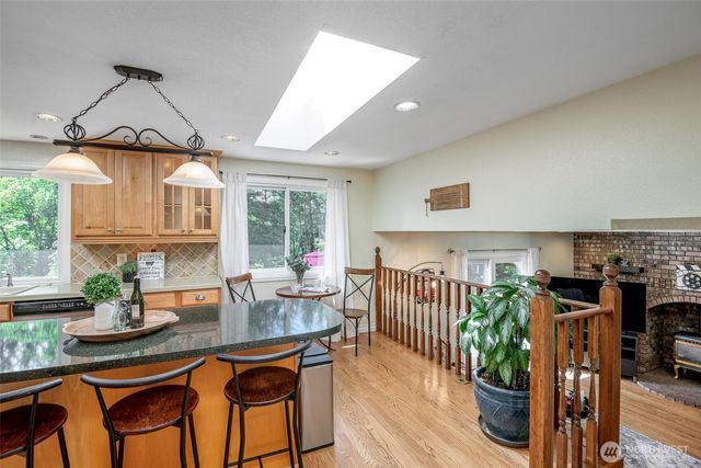 7304 135th Street Ct E, Puyallup, WA 98373