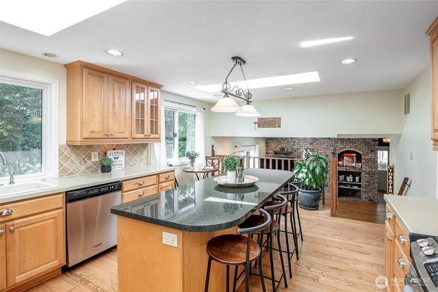 7304 135th Street Ct E, Puyallup, WA 98373