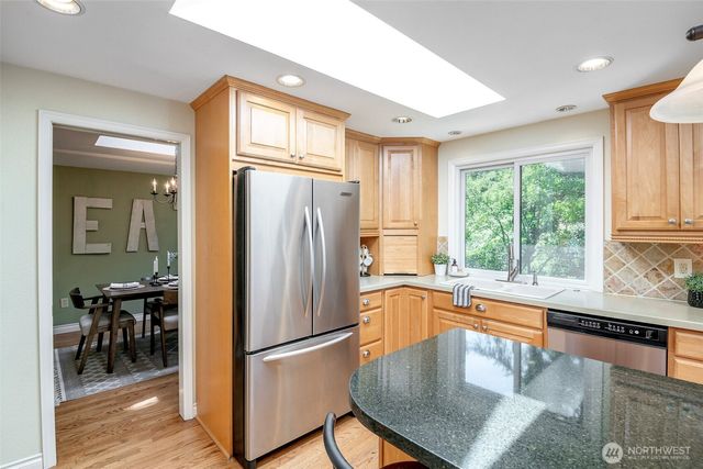 7304 135th Street Ct E, Puyallup, WA 98373