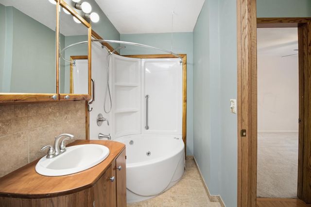 1249 Timbershore Lane 407, Eagan, MN 55123