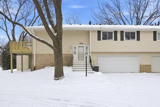 1249 Timbershore Lane 407, Eagan, MN 55123