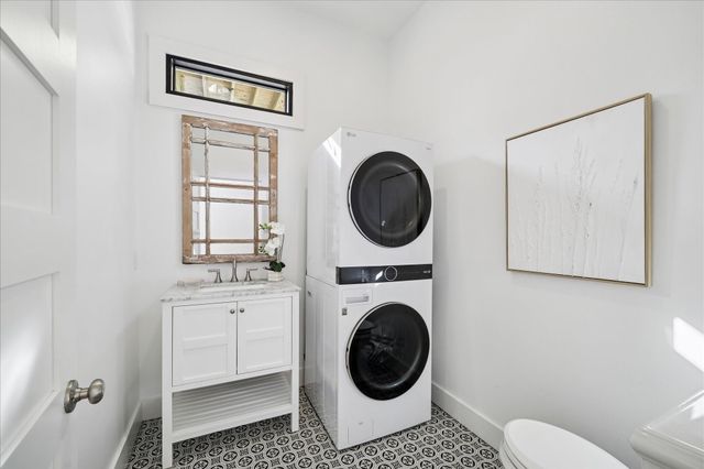 415 Arlington Street, Houston, TX 77007