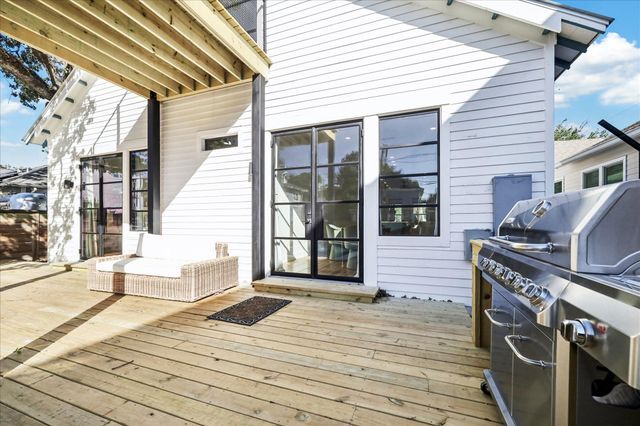 415 Arlington Street, Houston, TX 77007