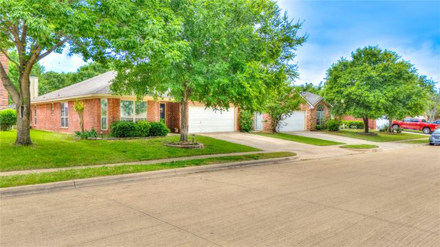 8620 Trinity Vista Trail, Fort Worth, TX 76053