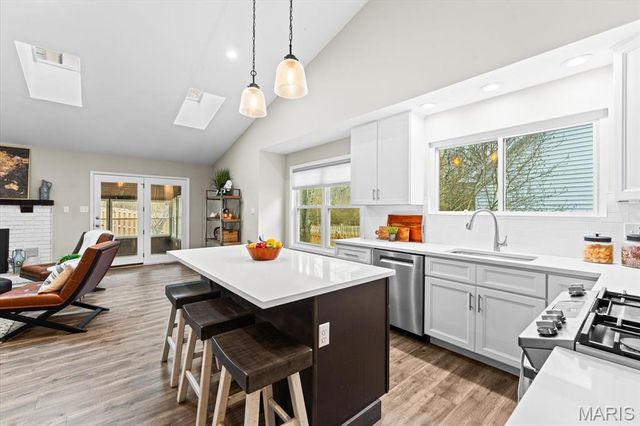 1329 Westbrooke Terrace Drive, Ballwin, MO 63021