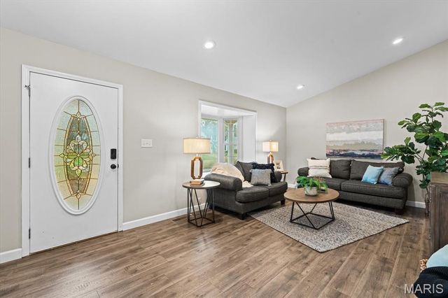 1329 Westbrooke Terrace Drive, Ballwin, MO 63021