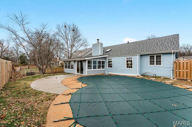 1329 Westbrooke Terrace Drive, Ballwin, MO 63021