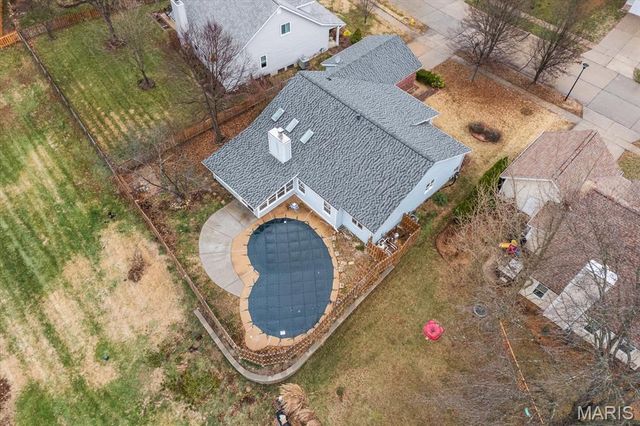 1329 Westbrooke Terrace Drive, Ballwin, MO 63021