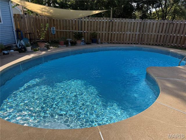 1329 Westbrooke Terrace Drive, Ballwin, MO 63021