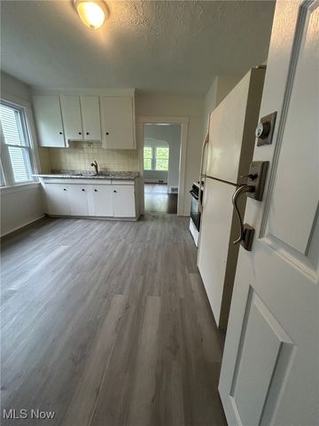 19210 Firwood Road, Cleveland, OH 44110