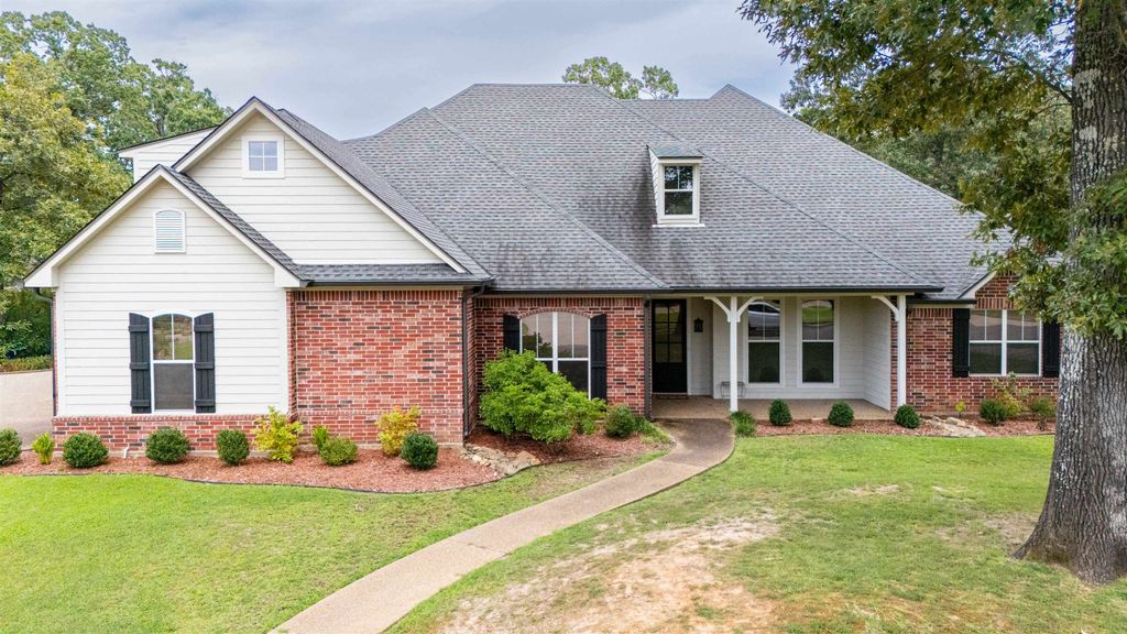 1208 Lesley Lane, Longview, TX 75604