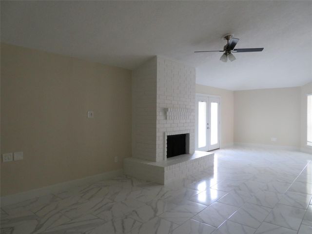 11619 Bowlan Lane, Houston, TX 77035