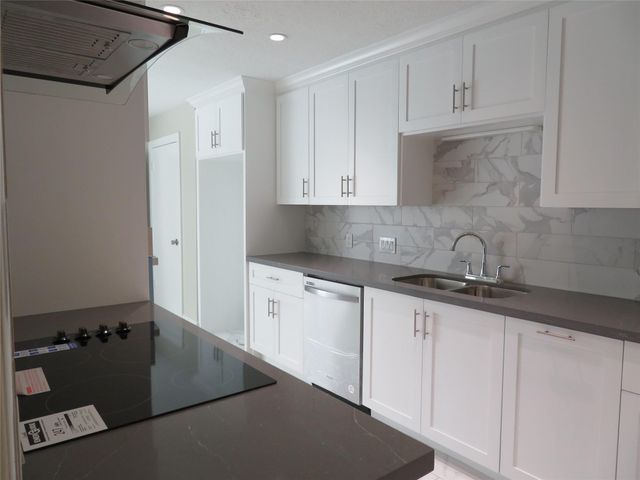 11619 Bowlan Lane, Houston, TX 77035