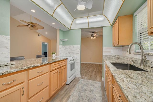 12432 KNOLLBROOK LANE, Hudson, FL 34669