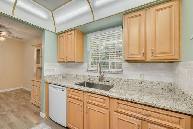 12432 KNOLLBROOK LANE, Hudson, FL 34669