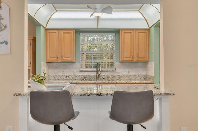 12432 KNOLLBROOK LANE, Hudson, FL 34669