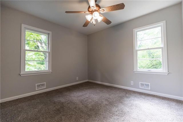3918 S Liberty Street, Independence, MO 64055