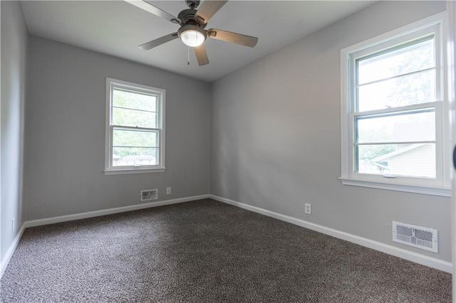 3918 S Liberty Street, Independence, MO 64055