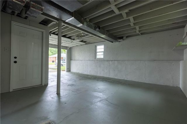 3918 S Liberty Street, Independence, MO 64055