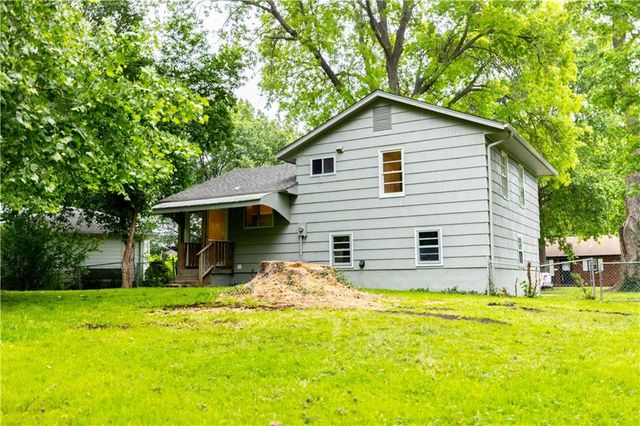 3918 S Liberty Street, Independence, MO 64055