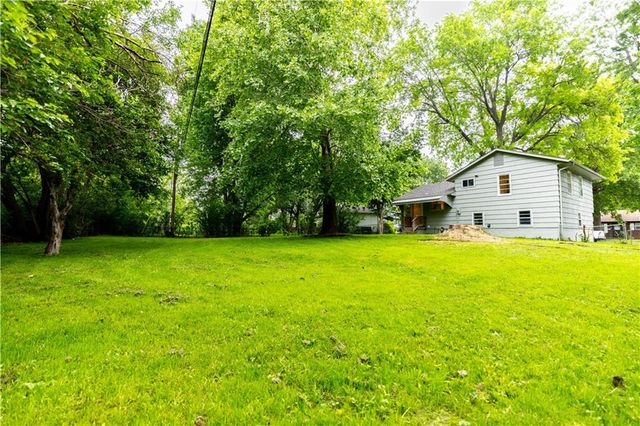 3918 S Liberty Street, Independence, MO 64055