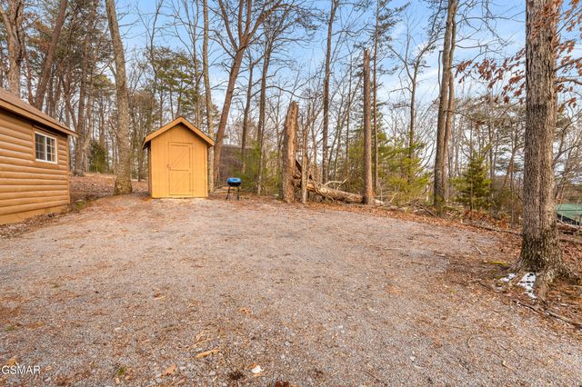 1634 S Mountain View Road, Sevierville, TN 37876