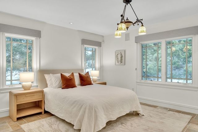 66 Mason Terrace, Brookline, MA 02446