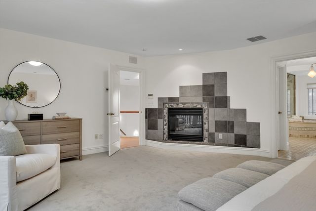 66 Mason Terrace, Brookline, MA 02446