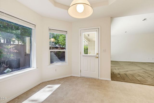 2140 Birchwood Lane, Ashland, OR 97520