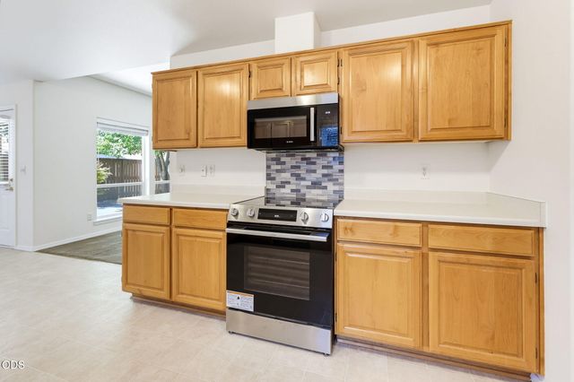 2140 Birchwood Lane, Ashland, OR 97520