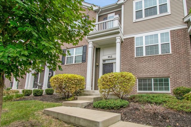 912 Bradford Drive, Naperville, IL 60563