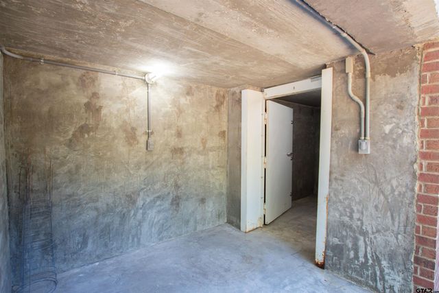 3507 Oak Knoll, Tyler, TX 75707