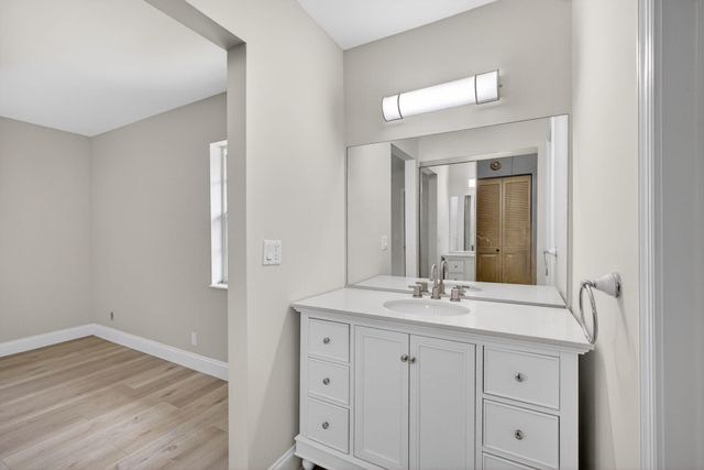 12416 Alternate A1a P2, Palm Beach Gardens, FL 33410