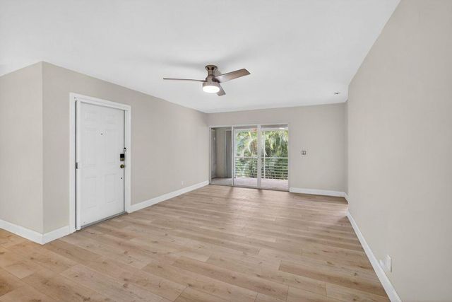 12416 Alternate A1a P2, Palm Beach Gardens, FL 33410