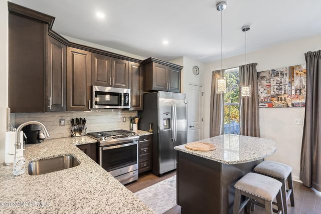 301 Prosper Way 201, Brick, NJ 08723