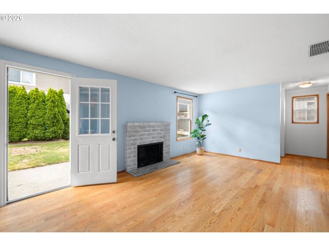 20586 Sw PARKER Ct, Beaverton, OR 97078