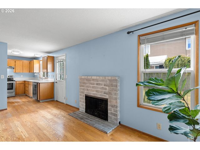 20586 Sw PARKER Ct, Beaverton, OR 97078