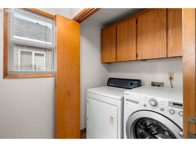 20586 Sw PARKER Ct, Beaverton, OR 97078