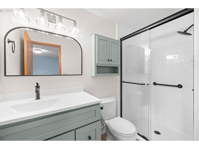 20586 Sw PARKER Ct, Beaverton, OR 97078