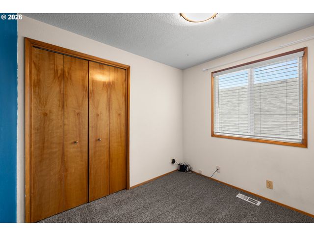 20586 Sw PARKER Ct, Beaverton, OR 97078