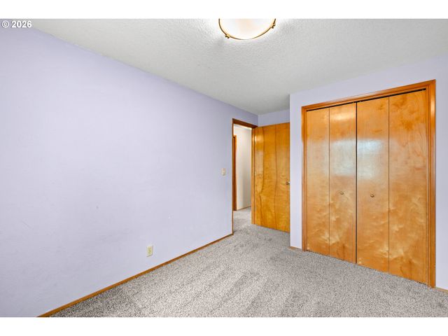 20586 Sw PARKER Ct, Beaverton, OR 97078