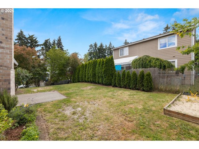 20586 Sw PARKER Ct, Beaverton, OR 97078