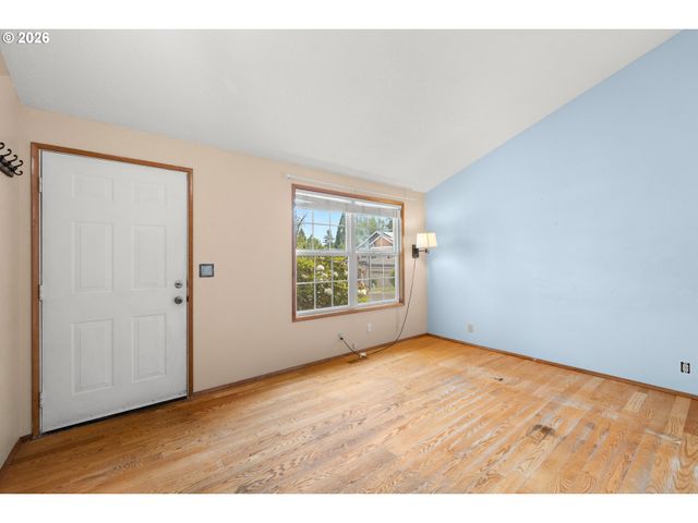 20586 Sw PARKER Ct, Beaverton, OR 97078