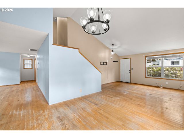 20586 Sw PARKER Ct, Beaverton, OR 97078