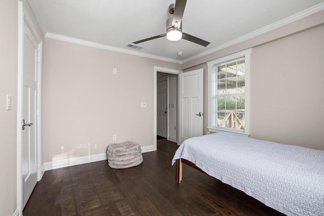 1604 County Rd 4040, Savoy, TX 75479