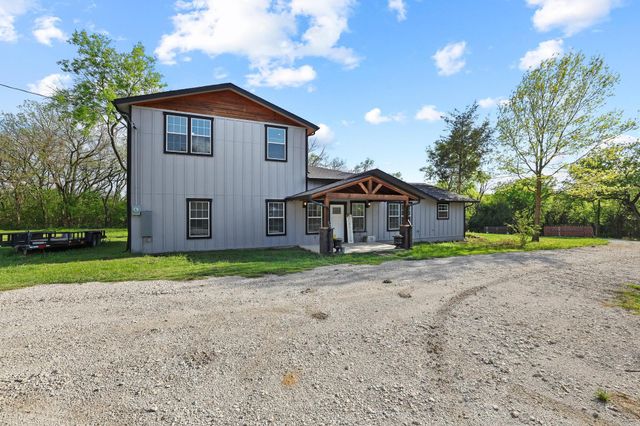 1604 County Rd 4040, Savoy, TX 75479