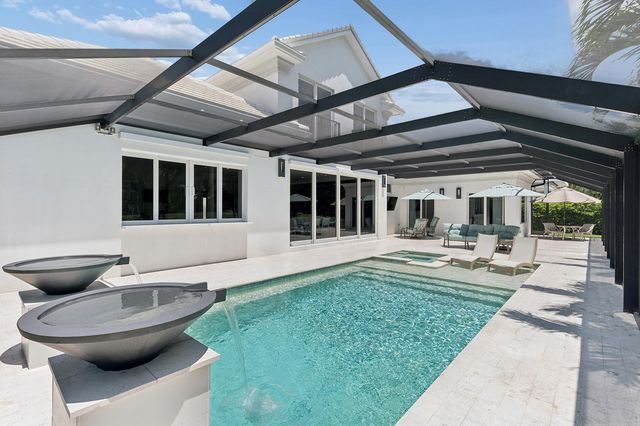 11938 N Lake Drive, Boynton Beach, FL 33436